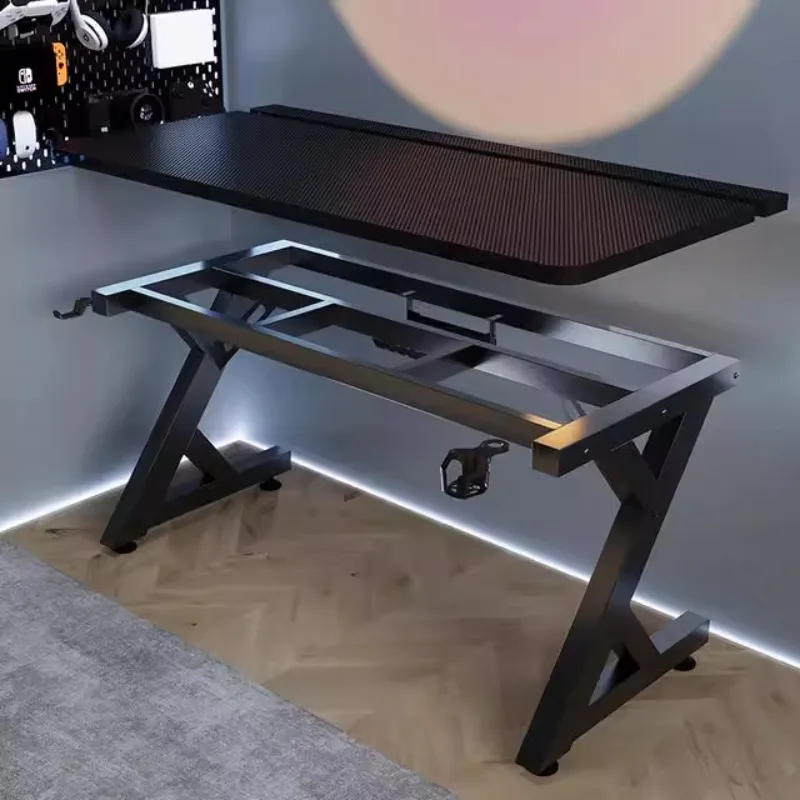 Q Minimalistische schwarze Com – Desk Setup Art Bewertung und Preis