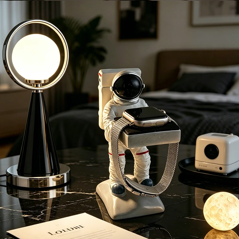 Kreativer Astronauten-Uhrenstä – Desk Setup Home Office Bewertung und Preis